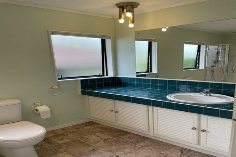 Photo of property in 251 Clifton Road, Whitford, Howick, 2571