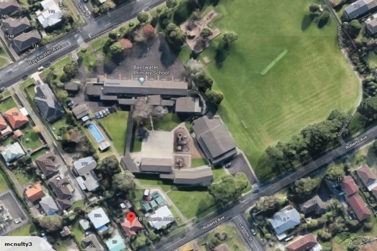 Photo of property in 18 Roberts Avenue, Bayswater, Auckland, 0622
