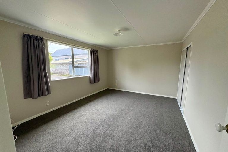 Photo of property in 29-31a Peel Street, Westport, 7825