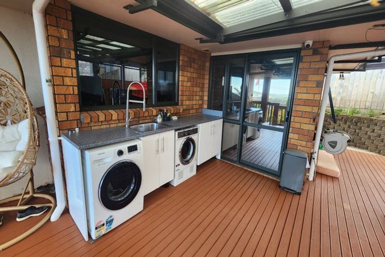 Photo of property in 9 Lizzie Lane, Clover Park, Auckland, 2019