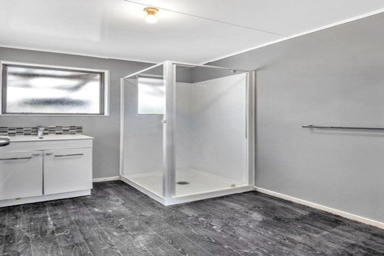 Photo of property in 313 Weymouth Road, Weymouth, Auckland, 2103