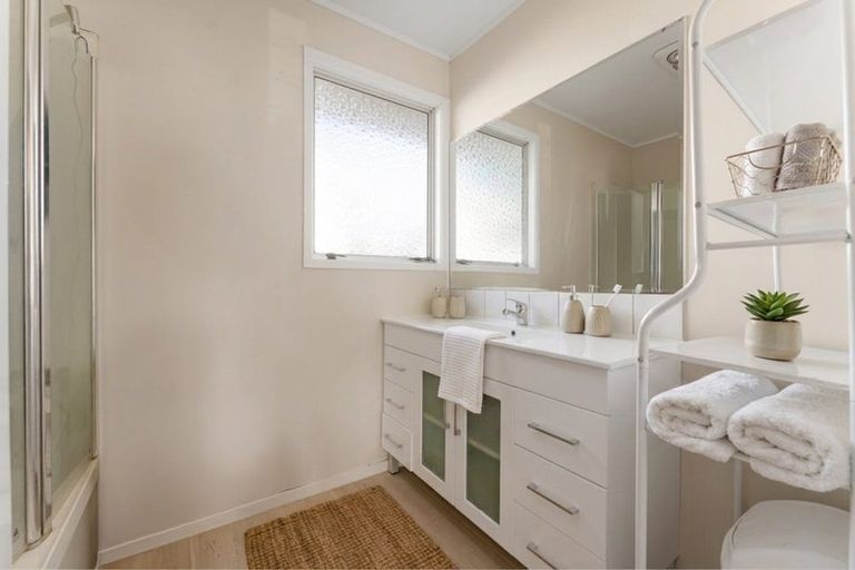 Photo of property in 6 Landette Road, Manurewa, Auckland, 2102
