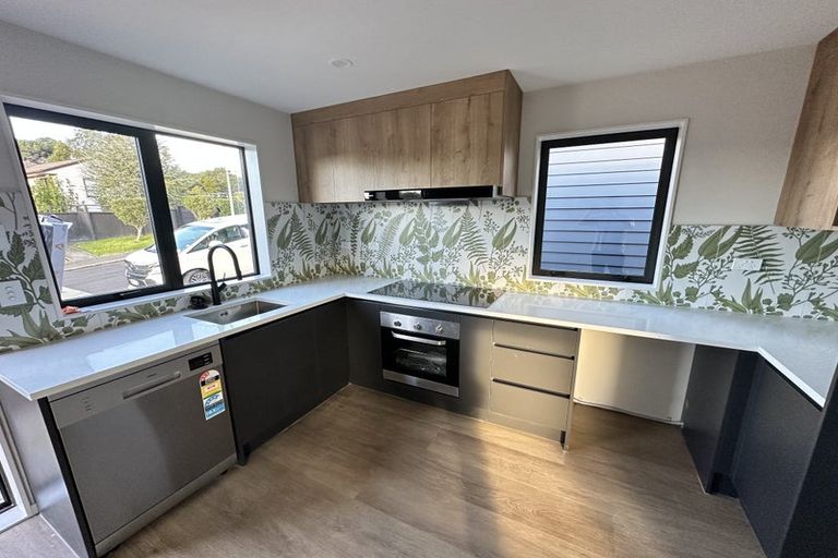 Photo of property in 40 Anne Mclean Drive, Bayview, Auckland, 0629