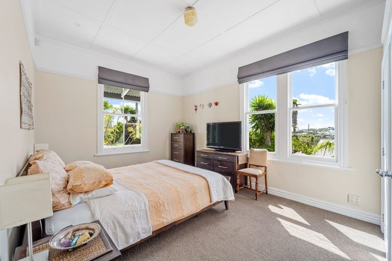 Photo of property in 1243 Whangaparaoa Road, Gulf Harbour, Whangaparaoa, 0930