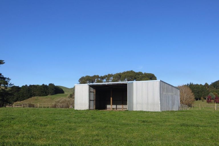 Photo of property in 3245 State Highway 2, Takapau, Waipukurau, 4281