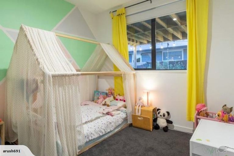 Photo of property in 272 Ballintoy Park Drive, Welcome Bay, Tauranga, 3175