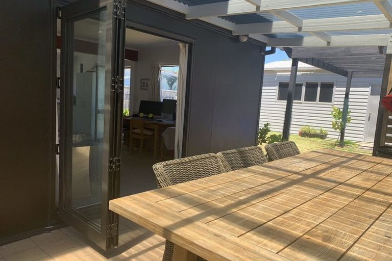 Photo of property in 806a Papamoa Beach Road, Papamoa Beach, Papamoa, 3118