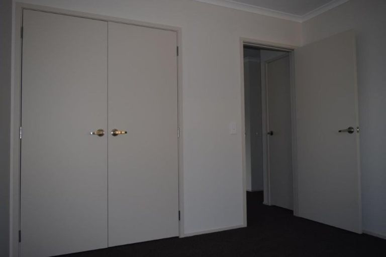 Photo of property in 4 Max Landing, Grandview Heights, Hamilton, 3200