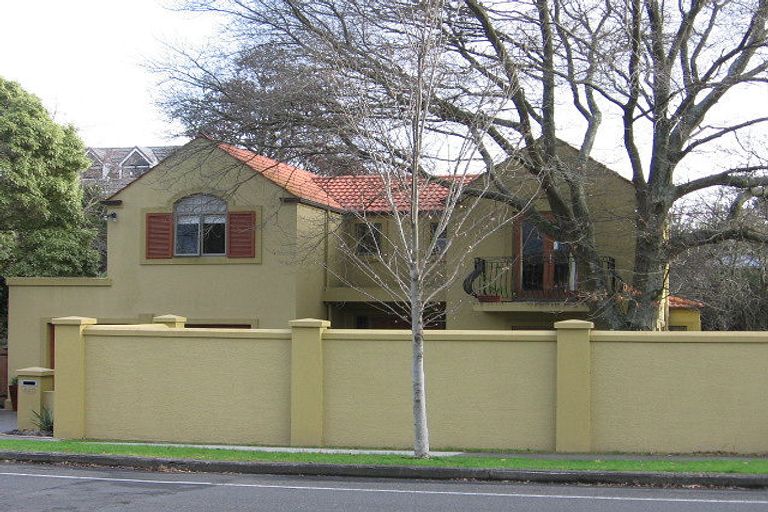Photo of property in 489 College Street, Hokowhitu, Palmerston North, 4410