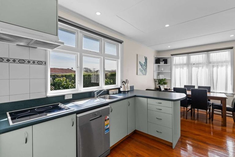 Photo of property in 14 Mersey Street, South Hill, Oamaru, 9400