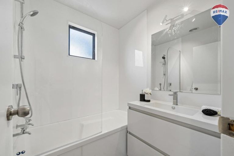 Photo of property in 17c Epiha Street, Paraparaumu, 5032