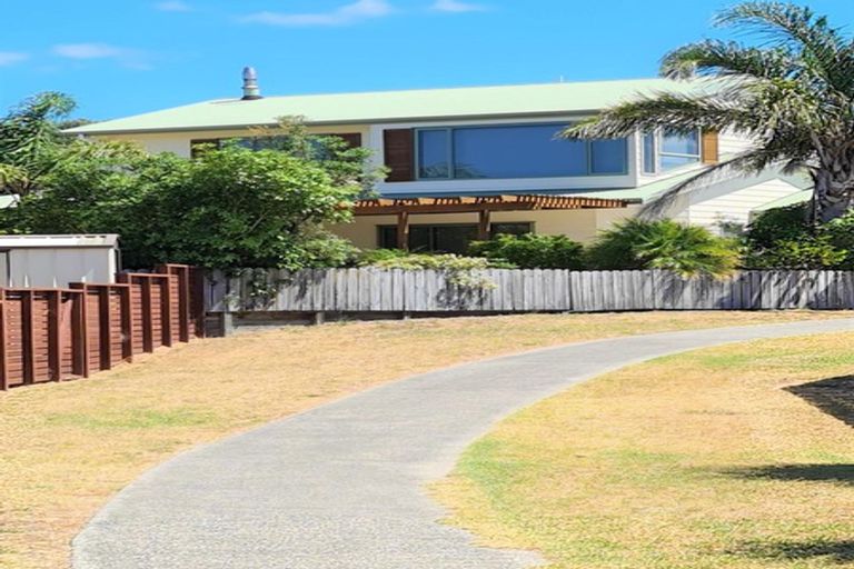 Photo of property in 113 Cordyline Crescent, Matarangi, Whitianga, 3592