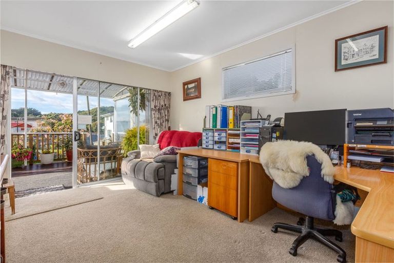 Photo of property in 64 Ernest Street, Ranui, Porirua, 5024