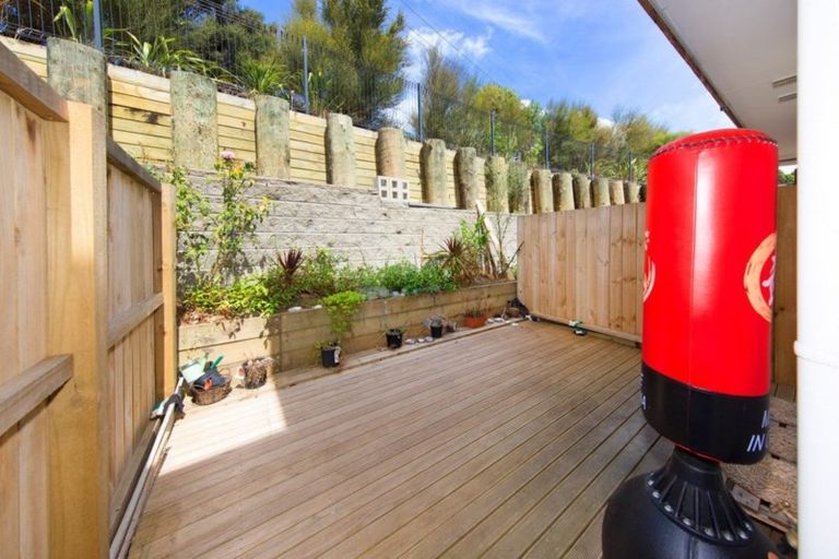 Photo of property in 26 Akeake Lane, Manurewa, Auckland, 2102