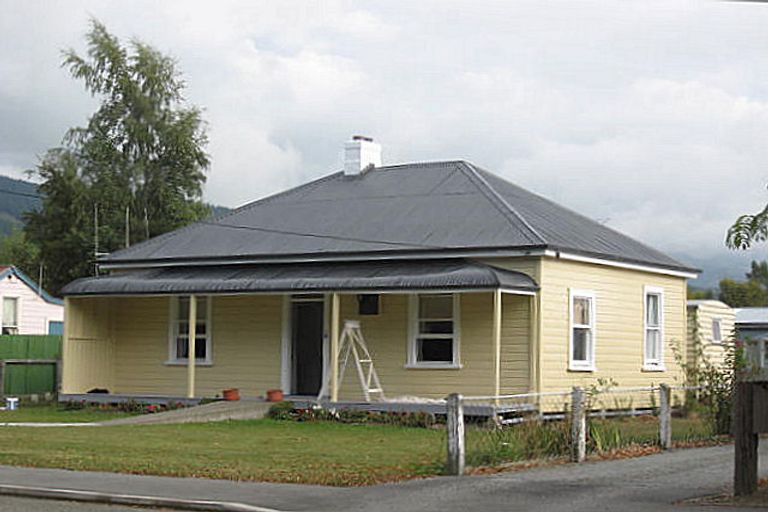 Photo of property in 34 Naylor Street, Waimate, 7924
