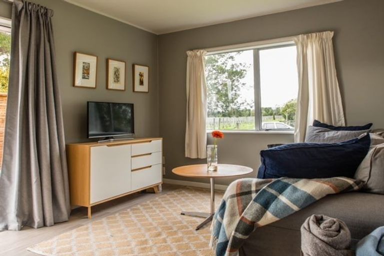 Photo of property in 54 New York Street, Martinborough, 5711