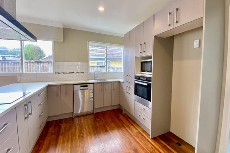 Photo of property in 1/16 Cliff Road, Papakura, 2110