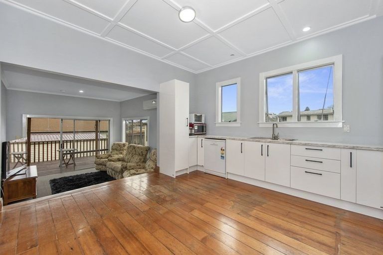 Photo of property in 70 Ellicott Road, Nawton, Hamilton, 3200