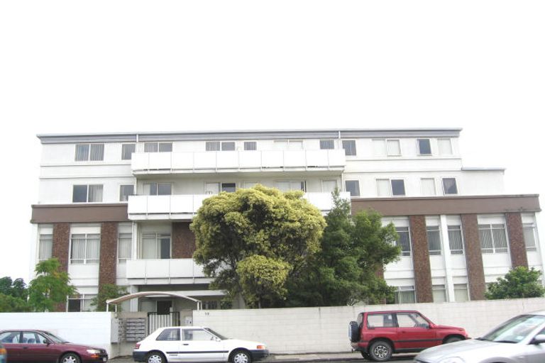 Photo of property in 2h/10 Princes Street, Otahuhu, Auckland, 1062
