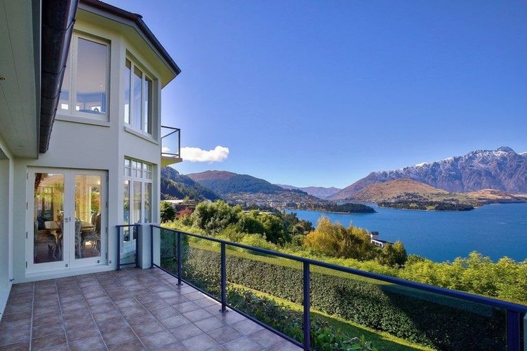 Photo of property in 4 Vanguard Lane, Fernhill, Queenstown, 9300