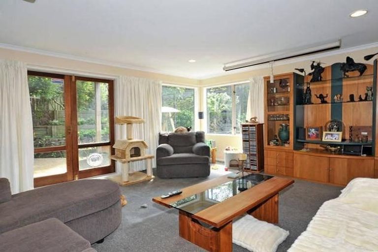 Photo of property in 49 Waikowhai Street, Ngaio, Wellington, 6035