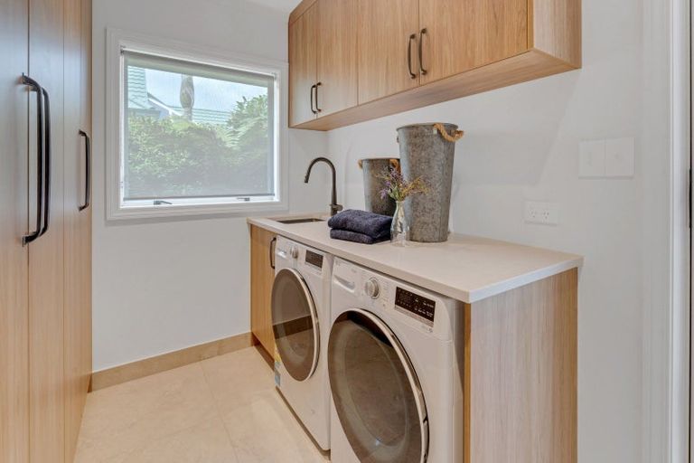 Photo of property in 2/40 Cook Street, Howick, Auckland, 2014