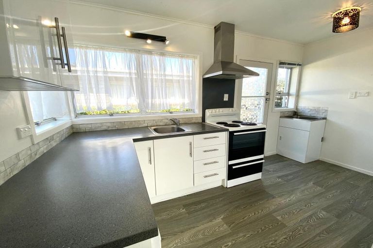 Photo of property in 1/12 Crisp Avenue, Pukekohe, 2120