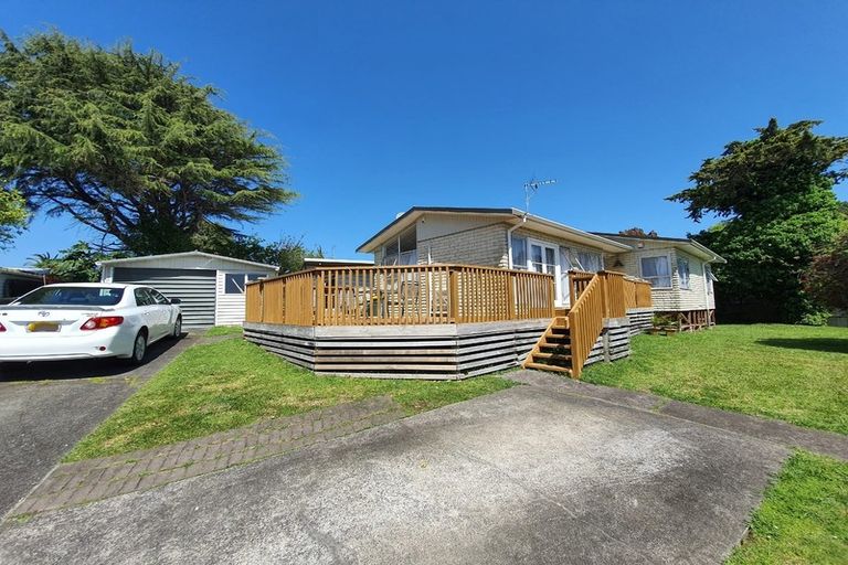 Photo of property in 20 Burbank Avenue, Manurewa, Auckland, 2102