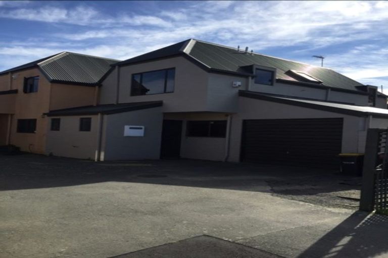 Photo of property in 1/455 Barbadoes Street, Edgeware, Christchurch, 8013