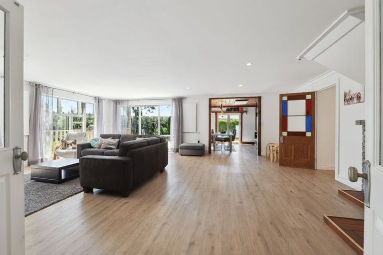 Photo of property in 5 Wynyard Street, Normanby, Hawera, 4614