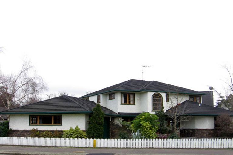 Photo of property in 111 Park Road, West End, Palmerston North, 4410