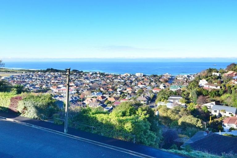 Photo of property in 26 Seaview Terrace, Kew, Dunedin, 9012