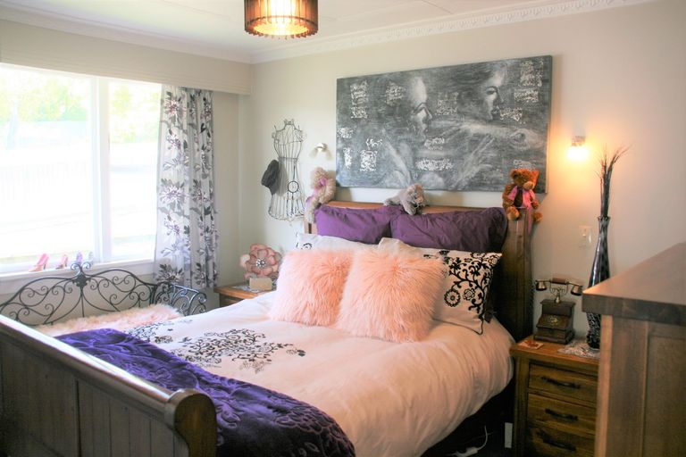 Photo of property in 10 Kinmont Crescent, Kinmont Park, Mosgiel, 9024