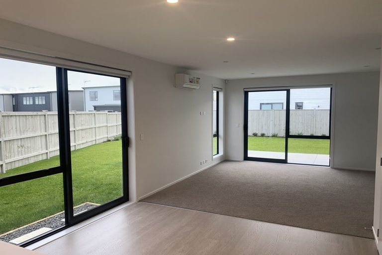 Photo of property in 109 Nganui Avenue, Takanini, Auckland, 2112