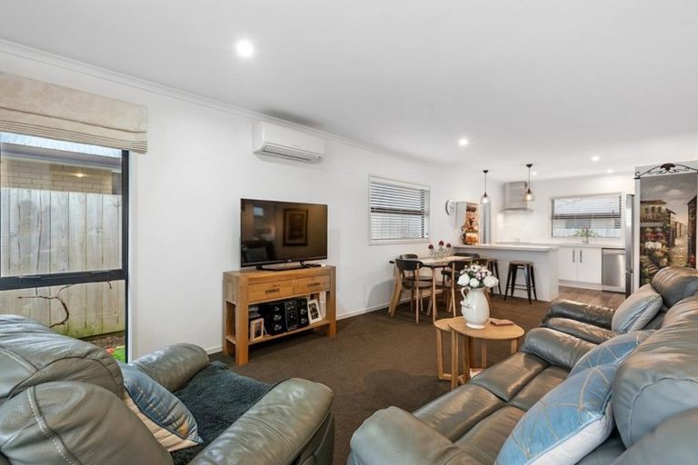 Photo of property in 8/11 Errol Close, Burbush, Hamilton, 3288