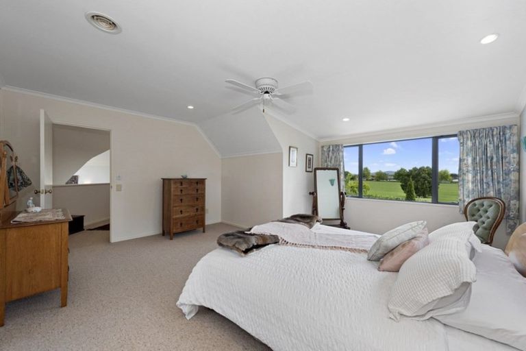 Photo of property in 16 Grosvenor Place, Rototuna, Hamilton, 3210