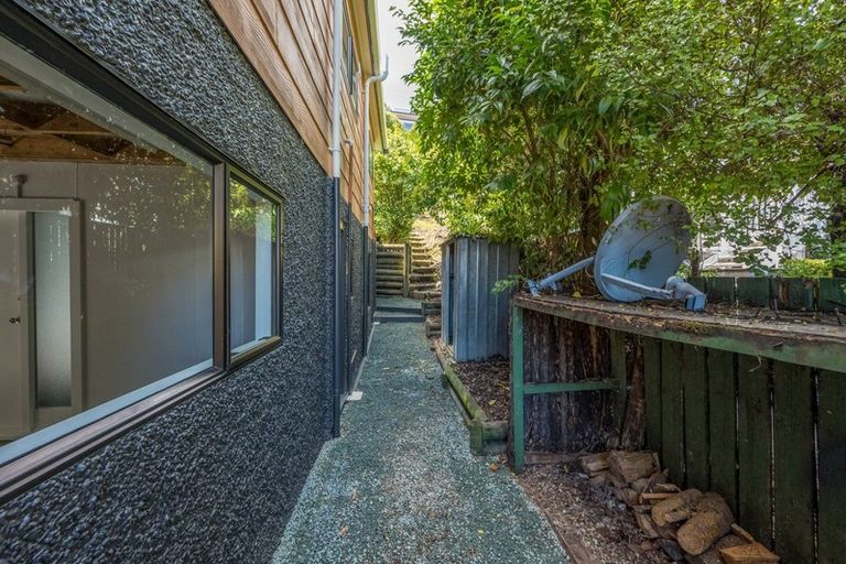 Photo of property in 2/19 Tahunanui Drive, Tahunanui, Nelson, 7011