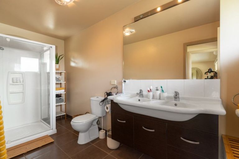 Photo of property in 45 Sylvan Street, Lake Hayes, Queenstown, 9304