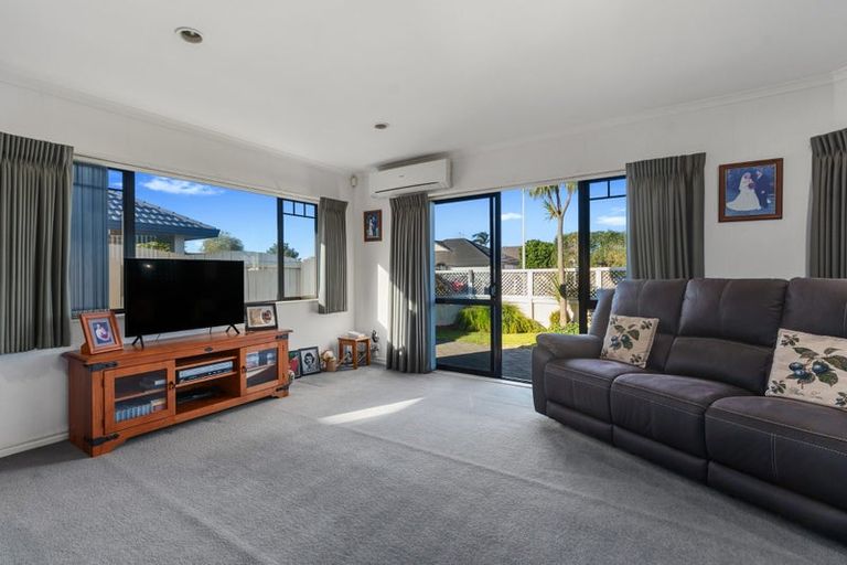 Photo of property in 333 Grenada Street, Papamoa Beach, Papamoa, 3118