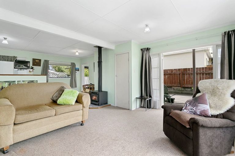 Photo of property in 1/17 Kotare Street, Hilltop, Taupo, 3330