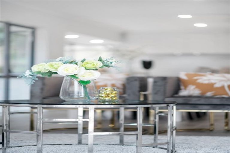 Photo of property in 2/10 Casabella Court, Northpark, Auckland, 2013