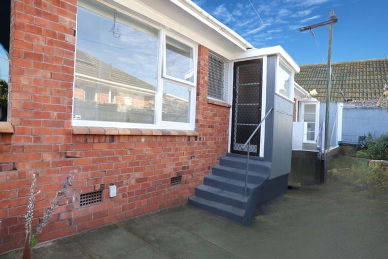 Photo of property in 2/19 Motatau Road, Papatoetoe, Auckland, 2025