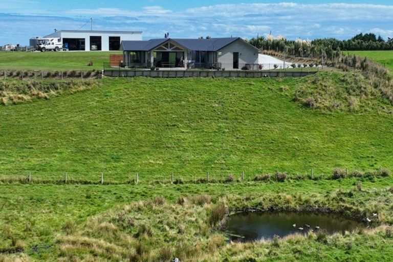 Photo of property in 27 Helena Street, Fortrose, Invercargill, 9875