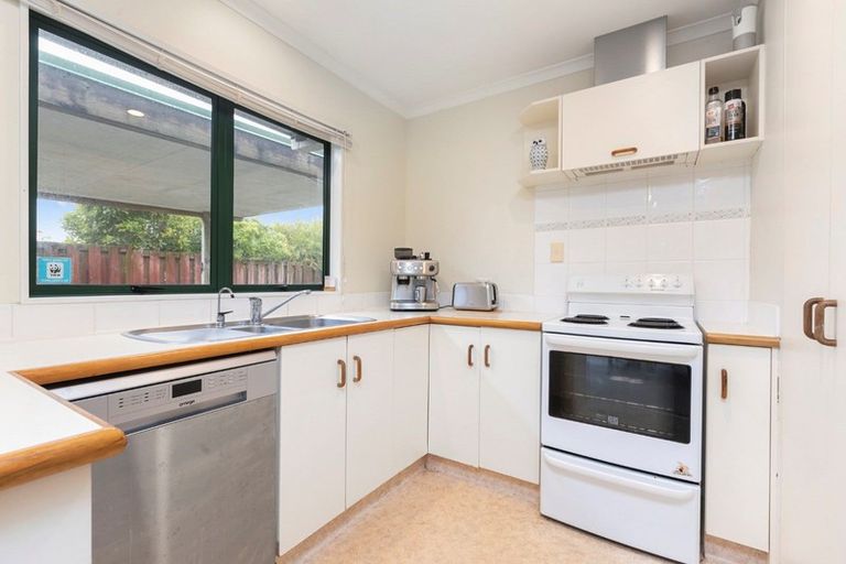 Photo of property in 77b Dickson Road, Papamoa Beach, Papamoa, 3118