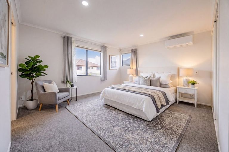 Photo of property in 18 Pitt Avenue, Clendon Park, Auckland, 2103