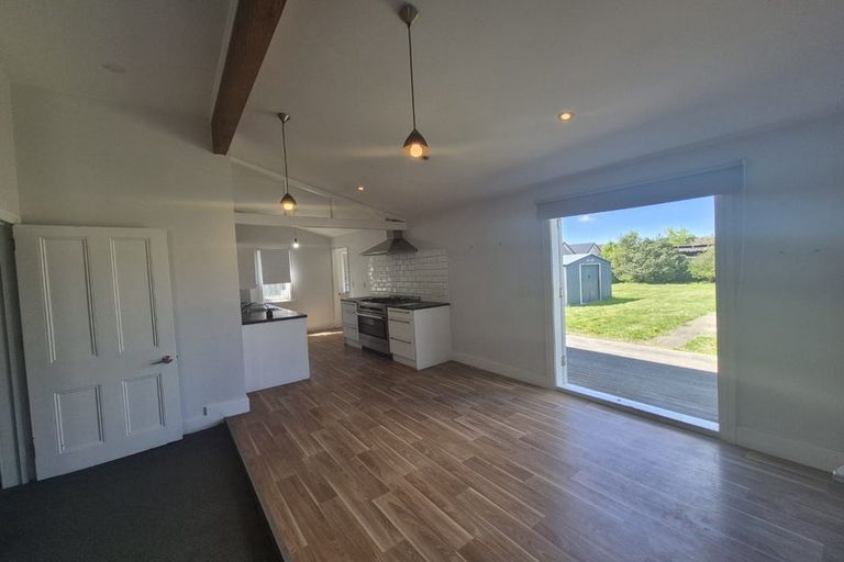 Photo of property in 94 Olliviers Road, Phillipstown, Christchurch, 8011