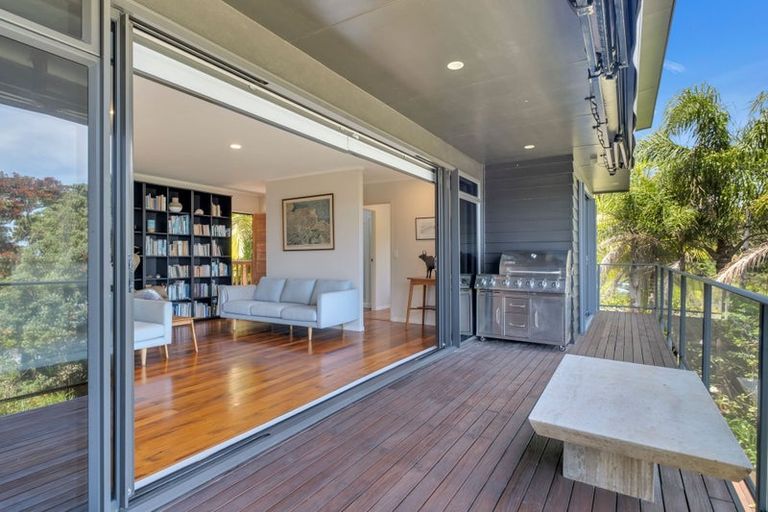 Photo of property in 23 Kotare Drive, Coopers Beach, 0420