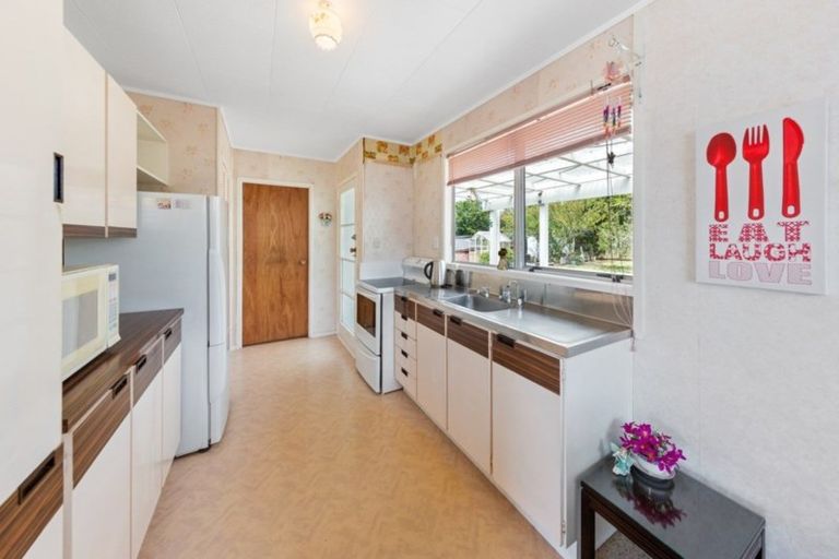 Photo of property in 40 Marendellas Drive, Bucklands Beach, Auckland, 2014