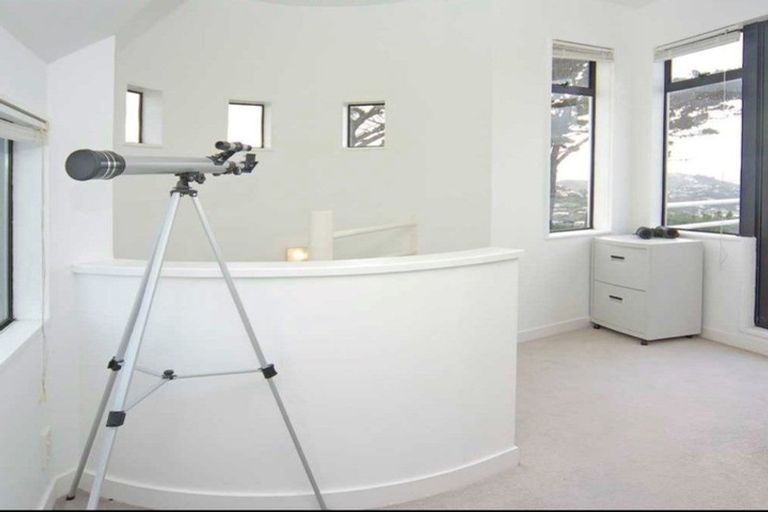 Photo of property in 80 Beacon Hill Road, Strathmore Park, Wellington, 6022