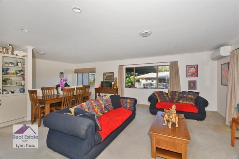 Photo of property in 124a Western Hills Drive, Kensington, Whangarei, 0112